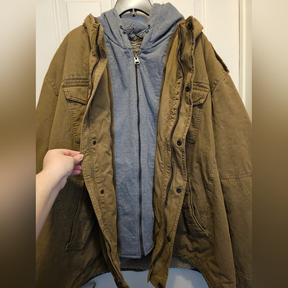 EUC Men's Levi Strauss Winter Coat - 5XL - Picture 6 of 9